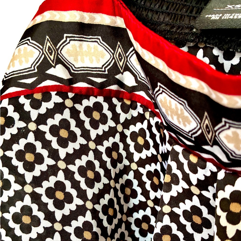 White House Black Market Smocked Convertible Top - Picture 2 of 4